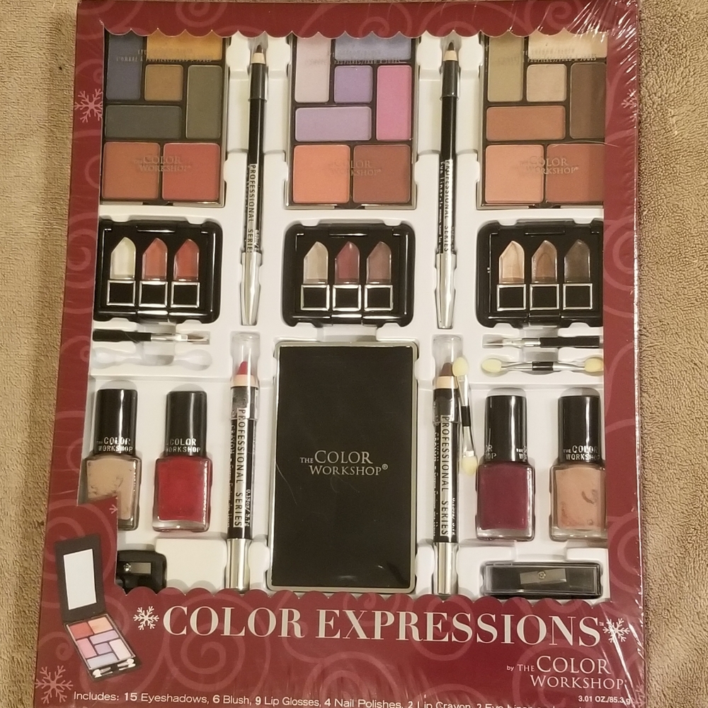 New Color Workshop Color Expressions Makeup 38+ Variety Kit Gift Set